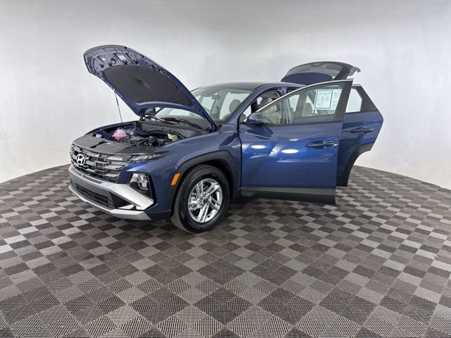 New 2026 Hyundai Tucson SE FWD image 11