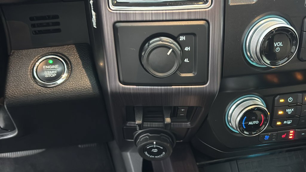Used 2021 Ford F250 Limited AWD/4WD image 16