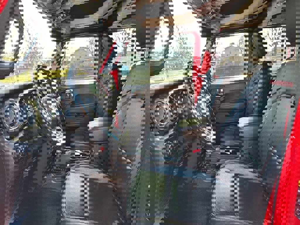 Used 2020 Jeep Wrangler Unlimited Rubicon w/ Quick Order Package 28Y Recon image 13