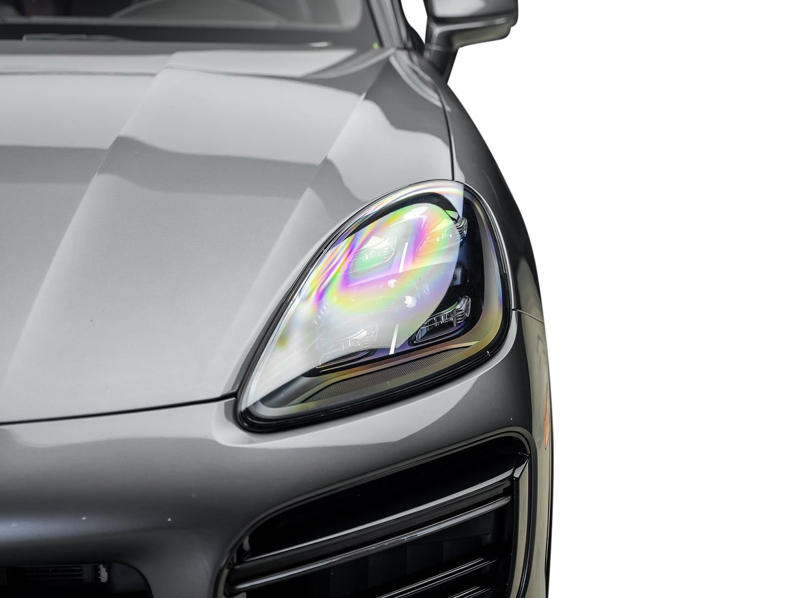 Used 2023 Porsche Cayenne Turbo AWD/4WD image 4