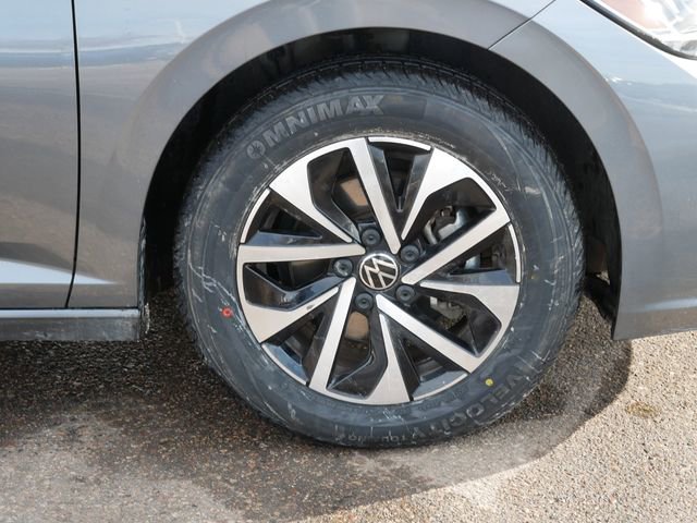 Certified 2024 Volkswagen Jetta S image 9