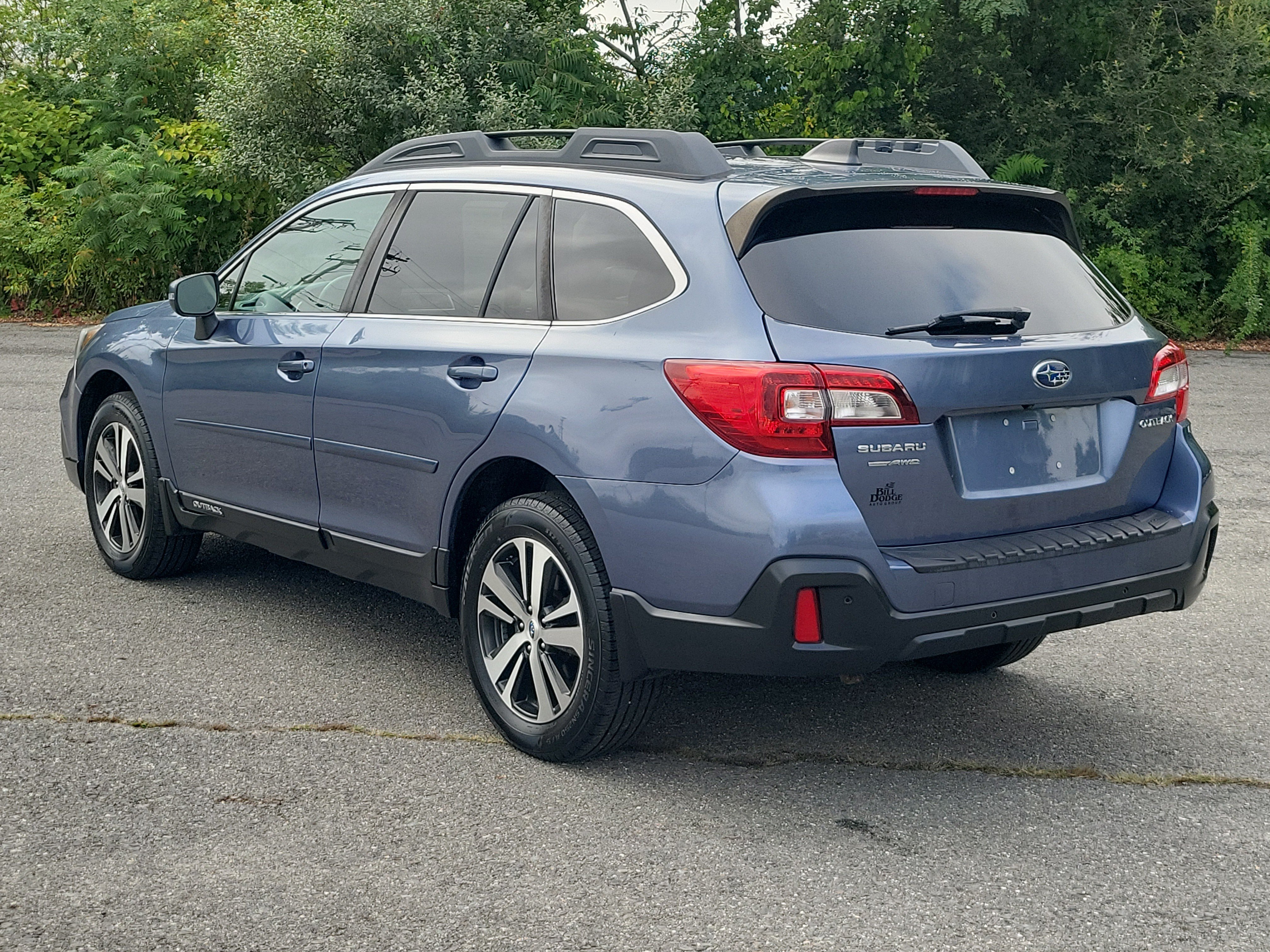 Used 2018 Subaru Outback 2.5i Limited AWD/4WD image 7