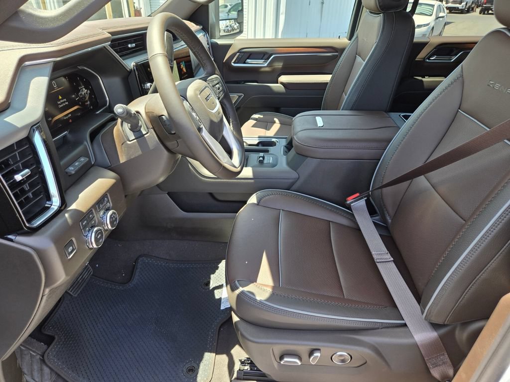New 2026 GMC Sierra 2500 Denali w/ Denali Reserve Package AWD/4WD image 6