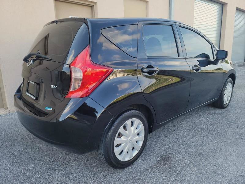Used 2015 Nissan Versa Note SV FWD image 4