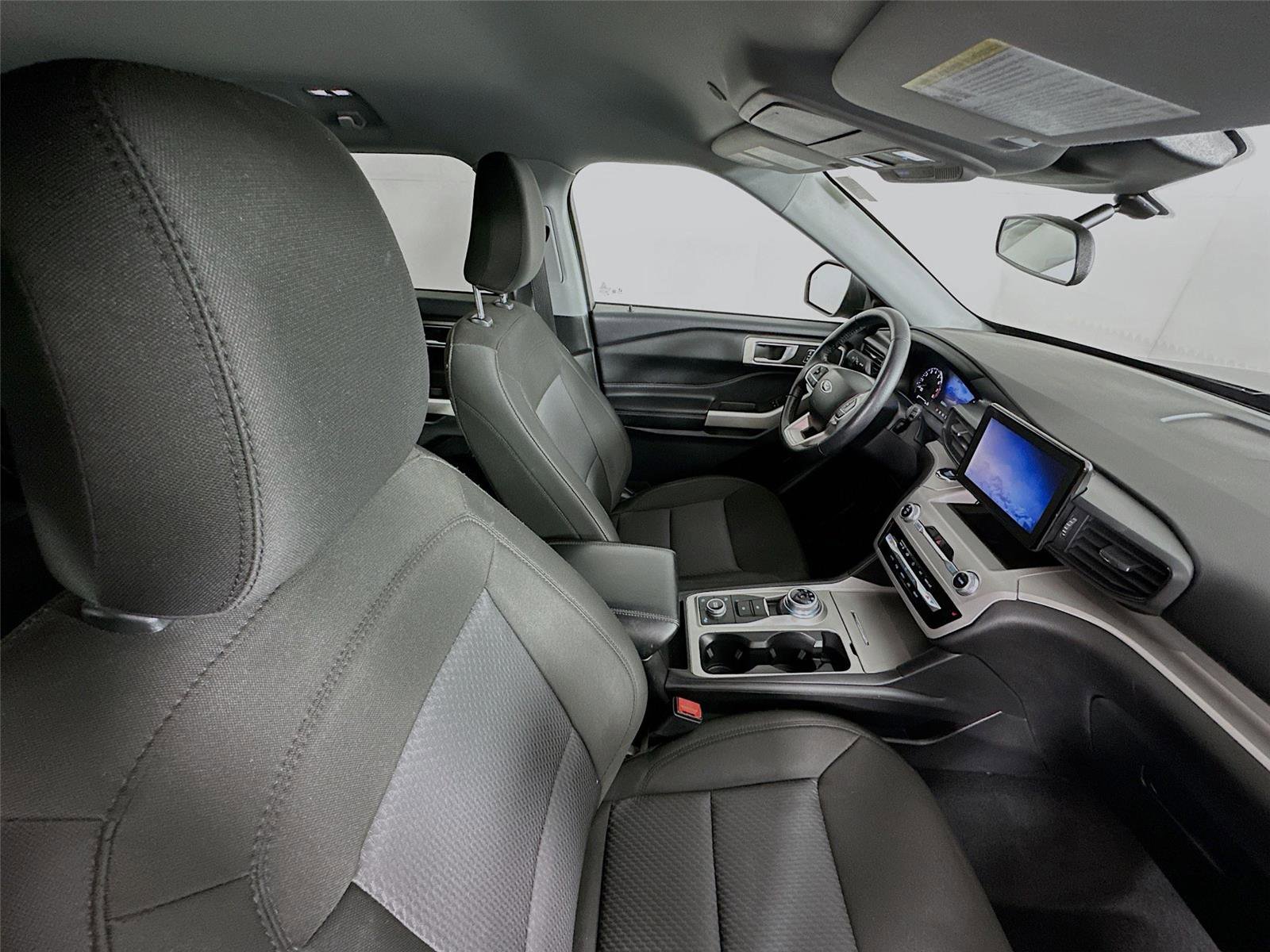 Used 2023 Ford Explorer XLT image 26