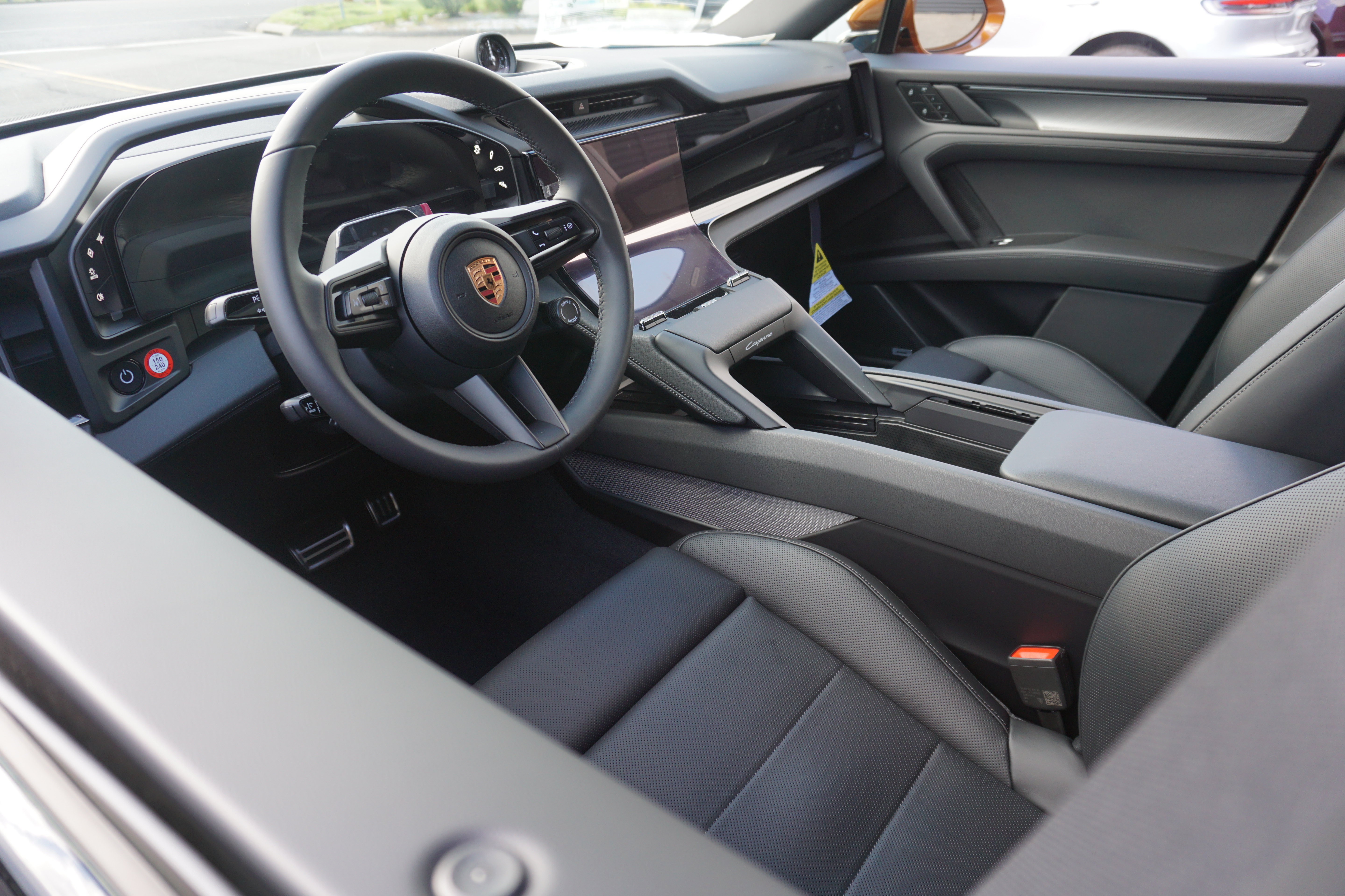 New 2026 Porsche Cayenne Electric Coupe AWD/4WD image 4