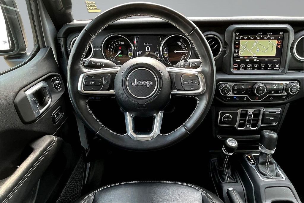 Used 2023 Jeep Wrangler Unlimited Sahara w/ Cold Weather Group AWD/4WD image 9