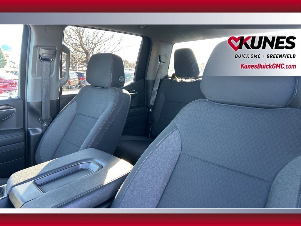 Used 2025 Chevrolet Silverado 1500 LT image 14