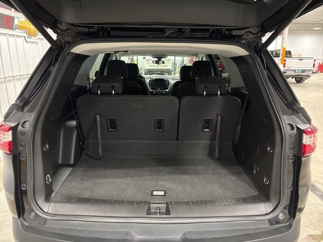 Used 2018 Chevrolet Traverse LT image 7