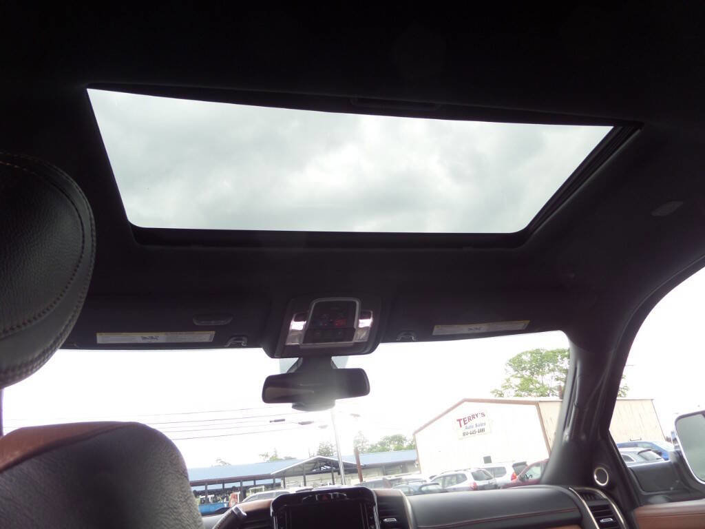 Used 2019 RAM 3500 Limited image 9