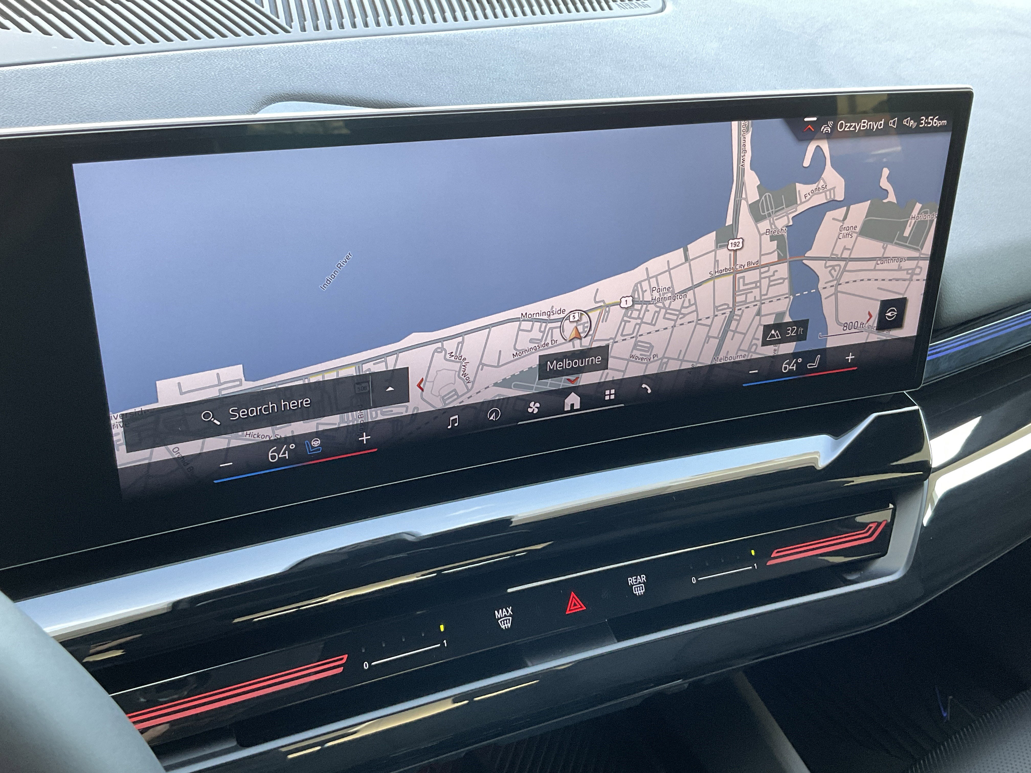 Used 2026 BMW 530i w/ Premium Package RWD image 18