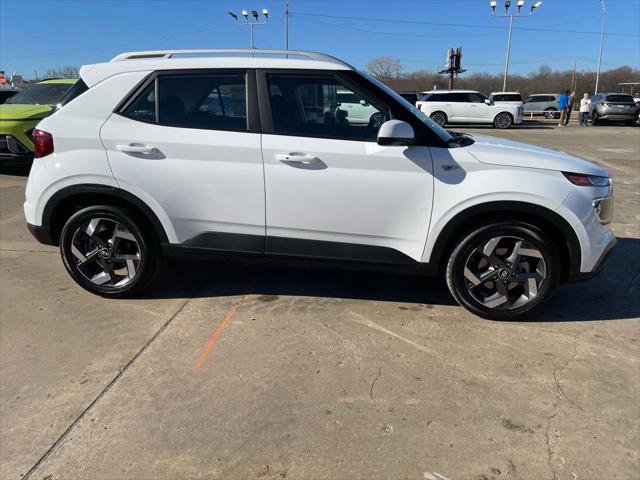 New 2026 Hyundai Venue SEL image 5