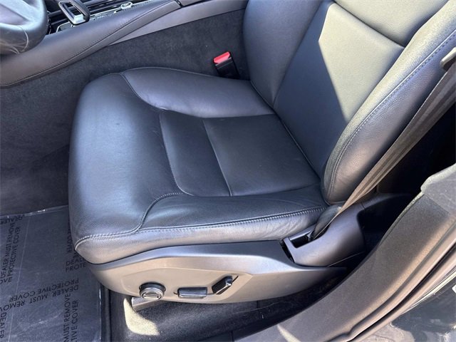 Used 2025 Volvo XC90 B5 Core image 15