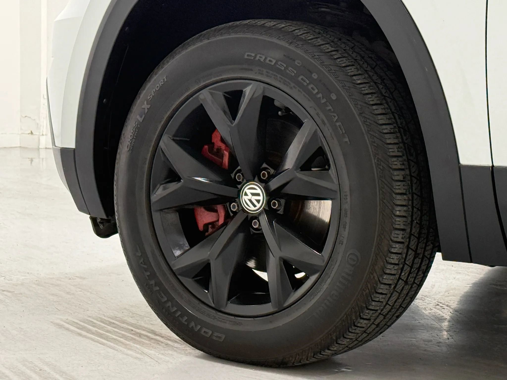 Used 2018 Volkswagen Atlas SEL image 42