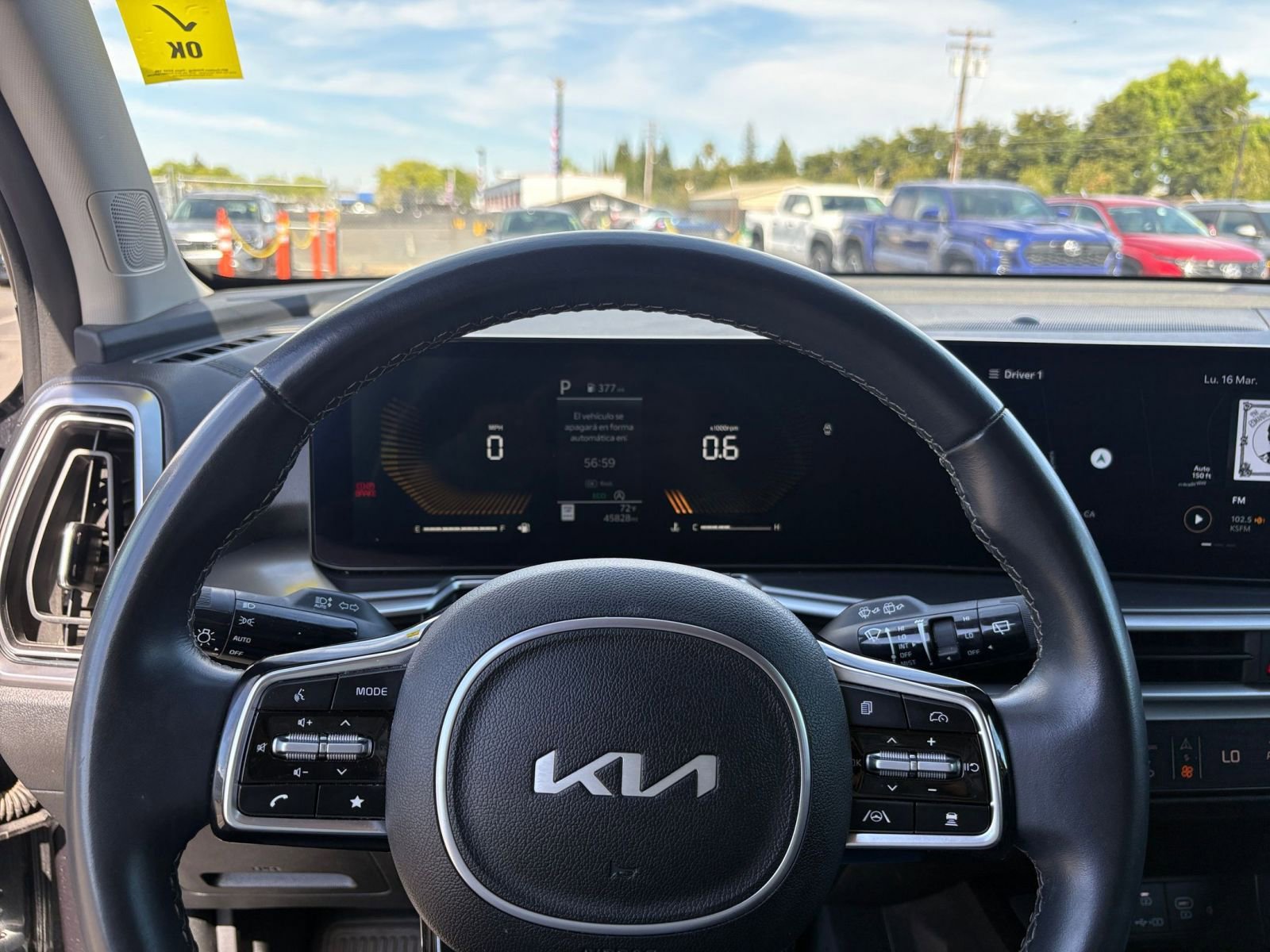 Used 2024 Kia Sorento S image 29