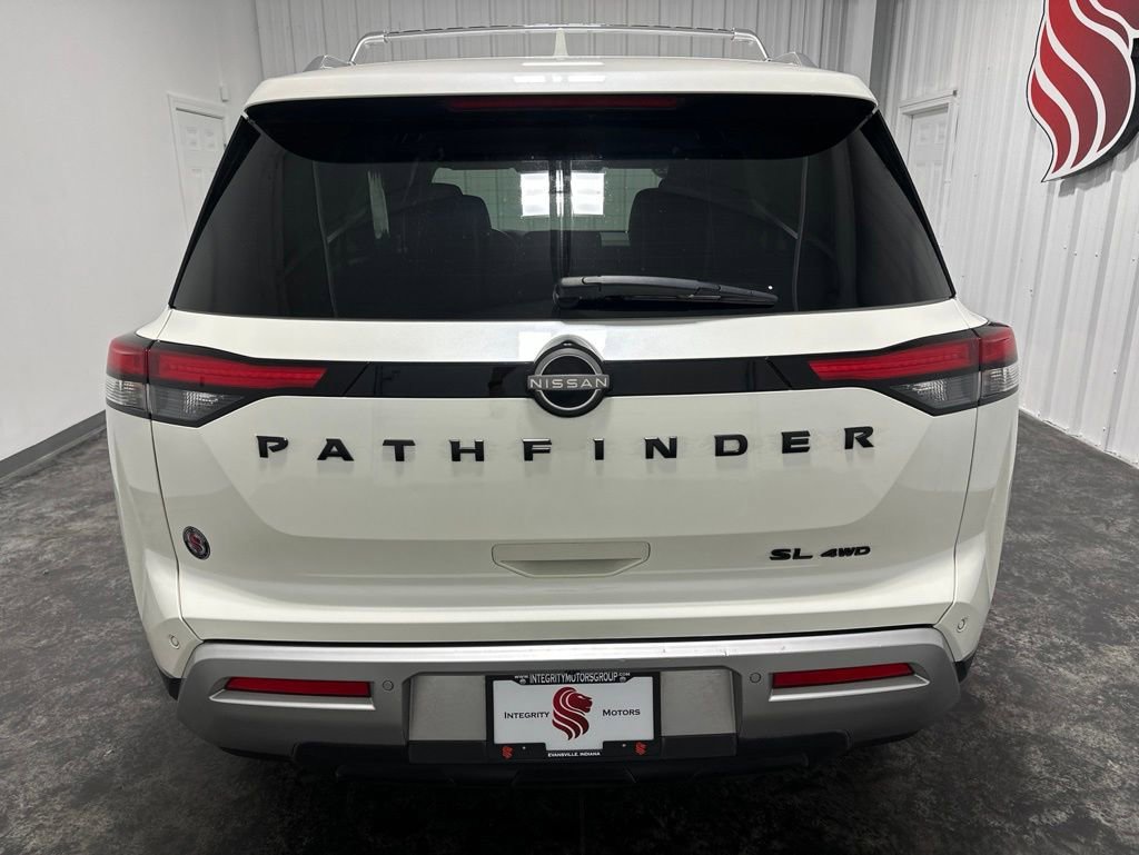 Used 2023 Nissan Pathfinder SL w/ Lighting Package (N92) AWD/4WD image 7