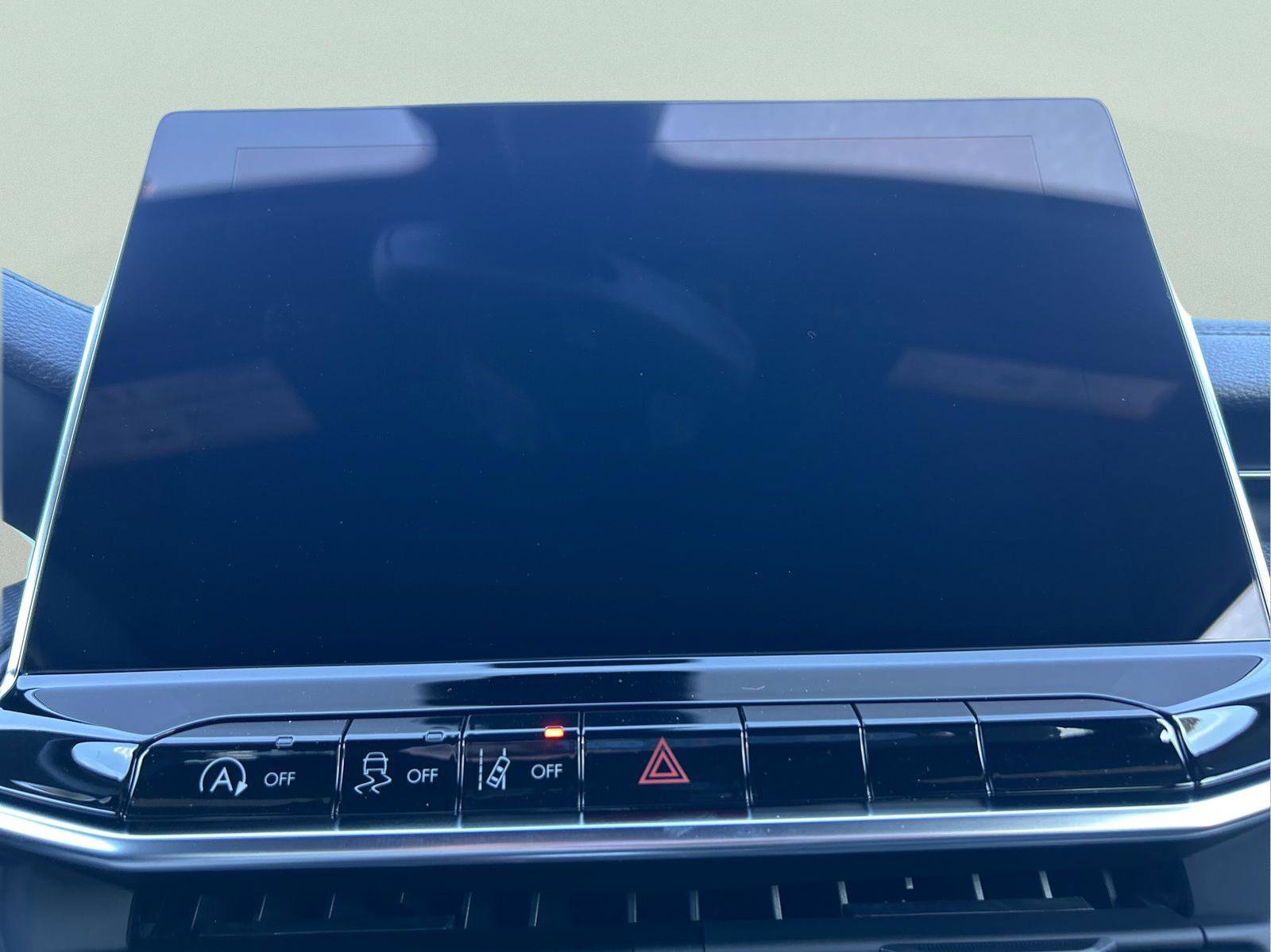 New 2026 Jeep Compass Latitude image 17