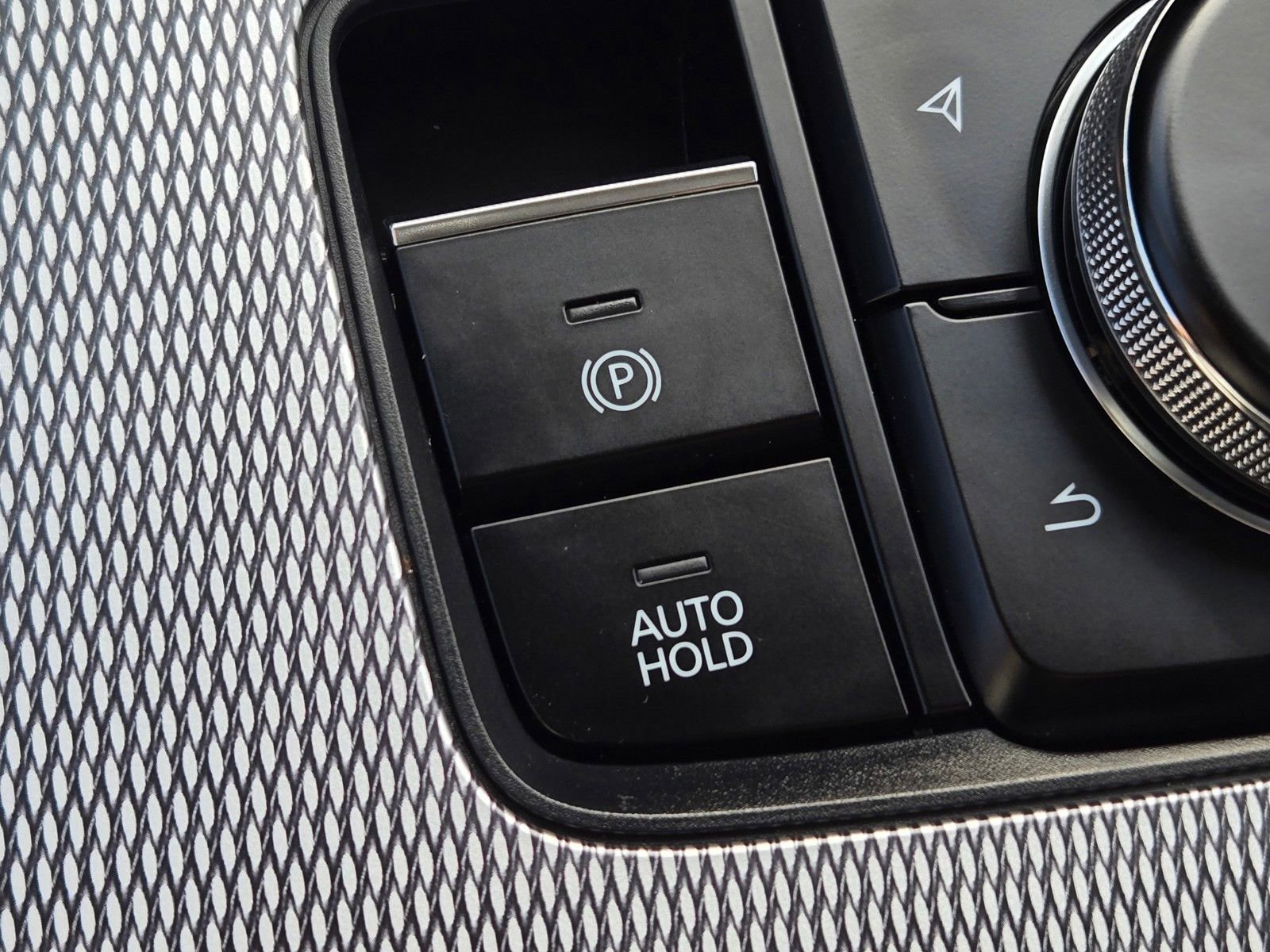 Certified 2024 MAZDA CX-90 Plug-In Hybrid w/ Preferred AWD/4WD image 29
