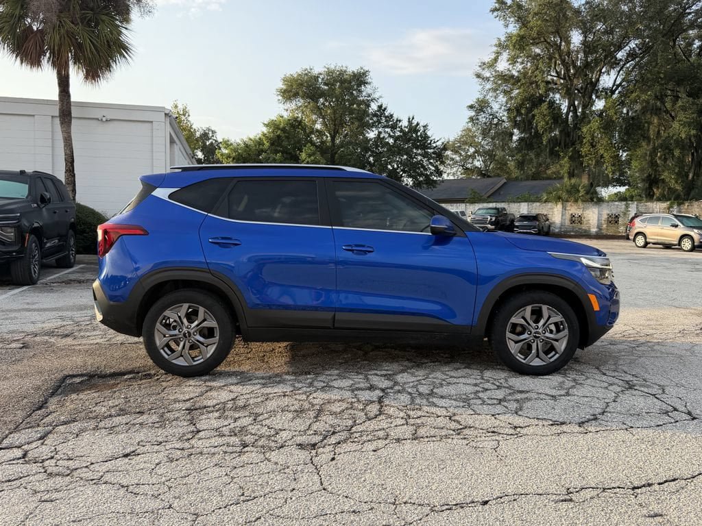 Used 2024 Kia Seltos S FWD image 4