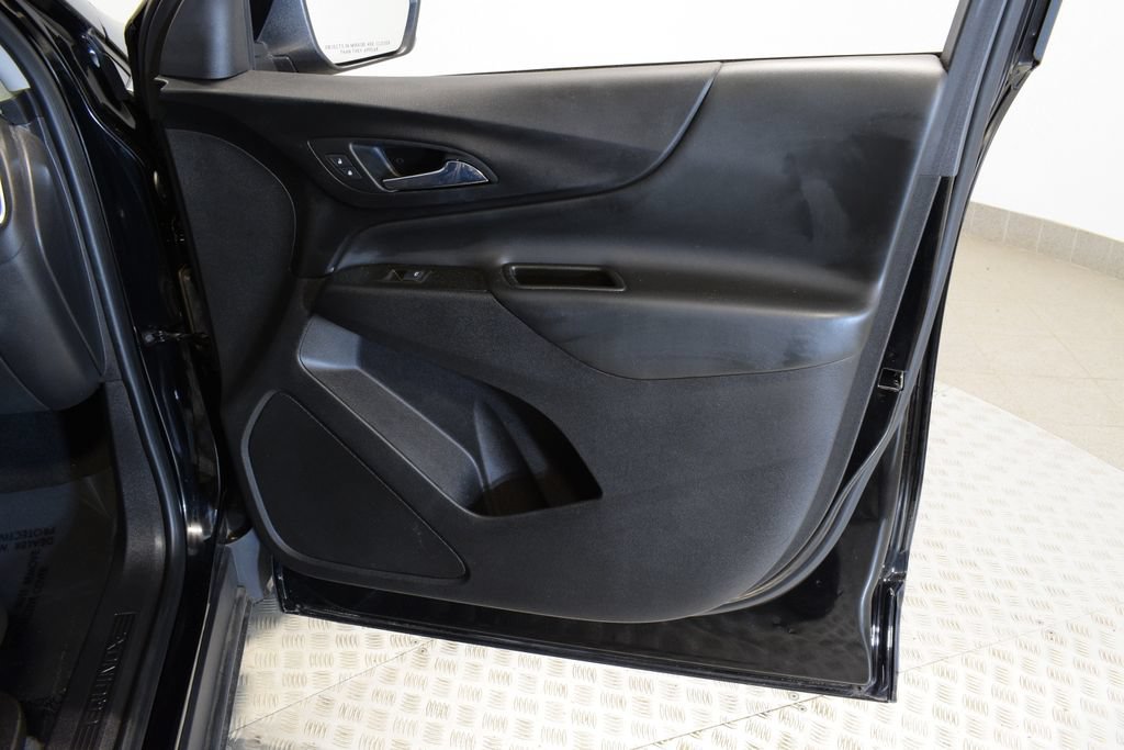 Used 2023 Chevrolet Equinox LT AWD/4WD image 34