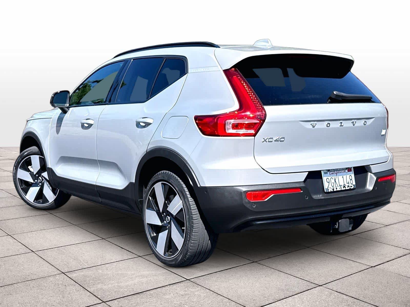 Used 2023 Volvo XC40 Recharge Ultimate AWD/4WD image 15