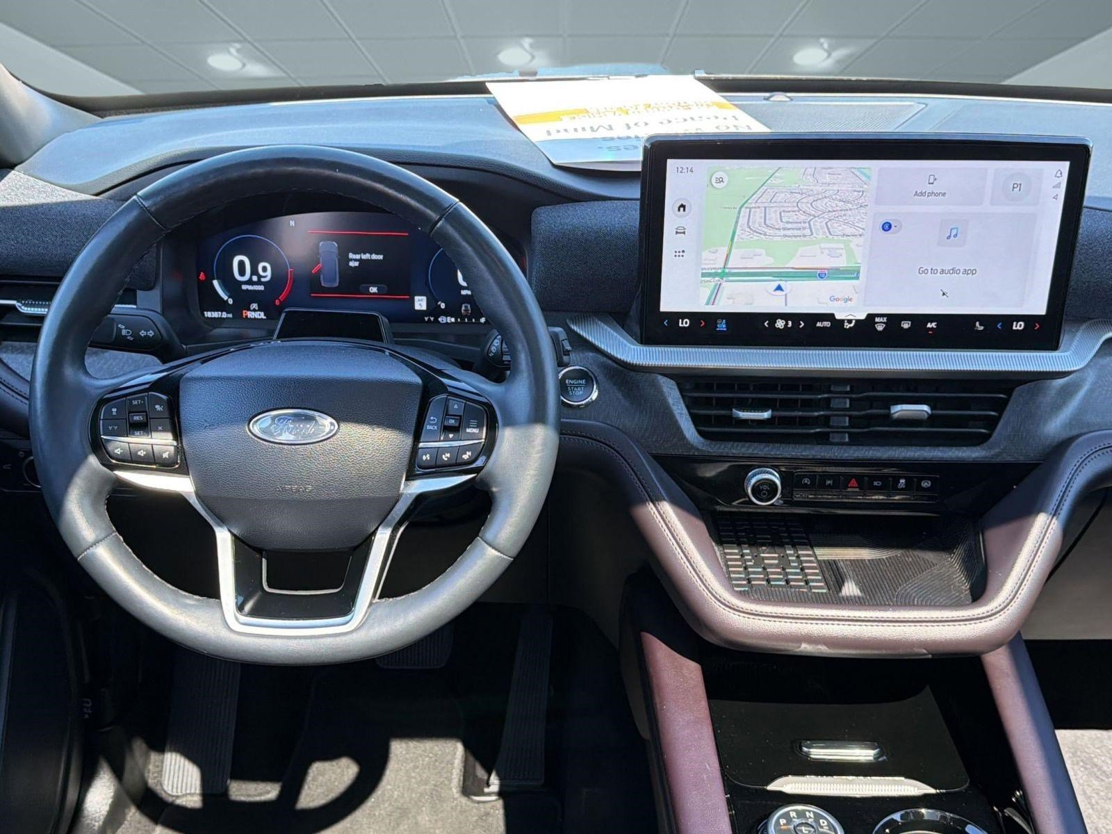 Used 2025 Ford Explorer Platinum w/ LUX Leather Package image 28