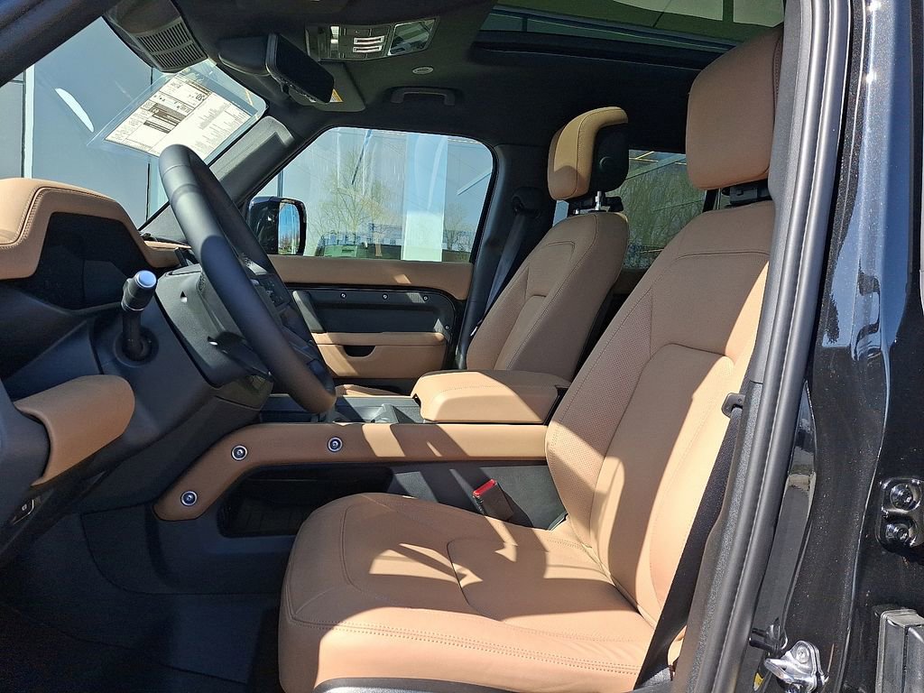 New 2026 Land Rover Defender 110 X-Dynamic SE AWD/4WD image 9