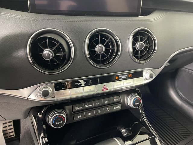 Used 2022 Kia Stinger GT-Line w/ Sun & Sound Package AWD/4WD image 8