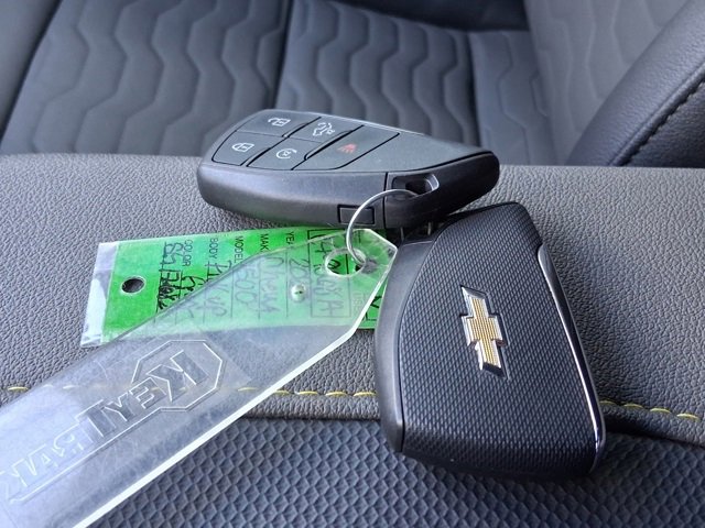 Used 2025 Chevrolet Silverado 1500 ZR2 w/ Technology Package image 18