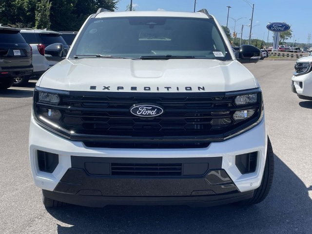 New 2027 Ford Expedition Platinum w/ Stealth Performance Package AWD/4WD image 6