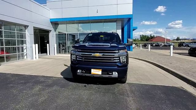 Used 2022 Chevrolet Silverado 3500 High Country w/ Safety Package II AWD/4WD image 3