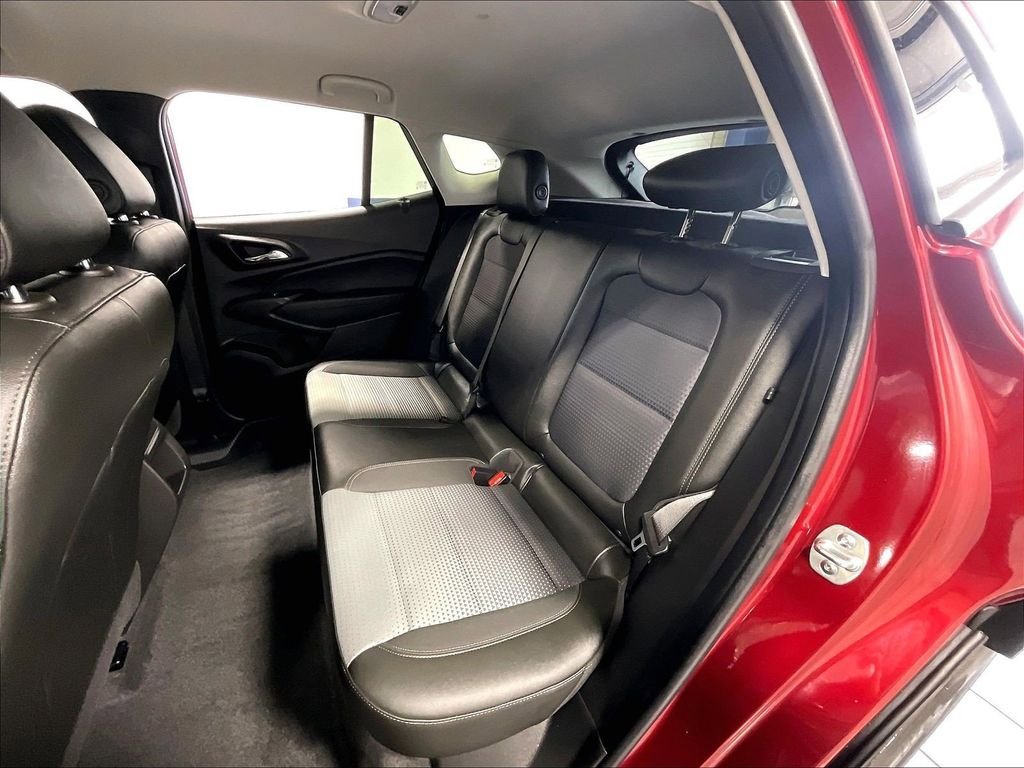Used 2025 Chevrolet Trax LT w/ Driver Confidence Package FWD image 15