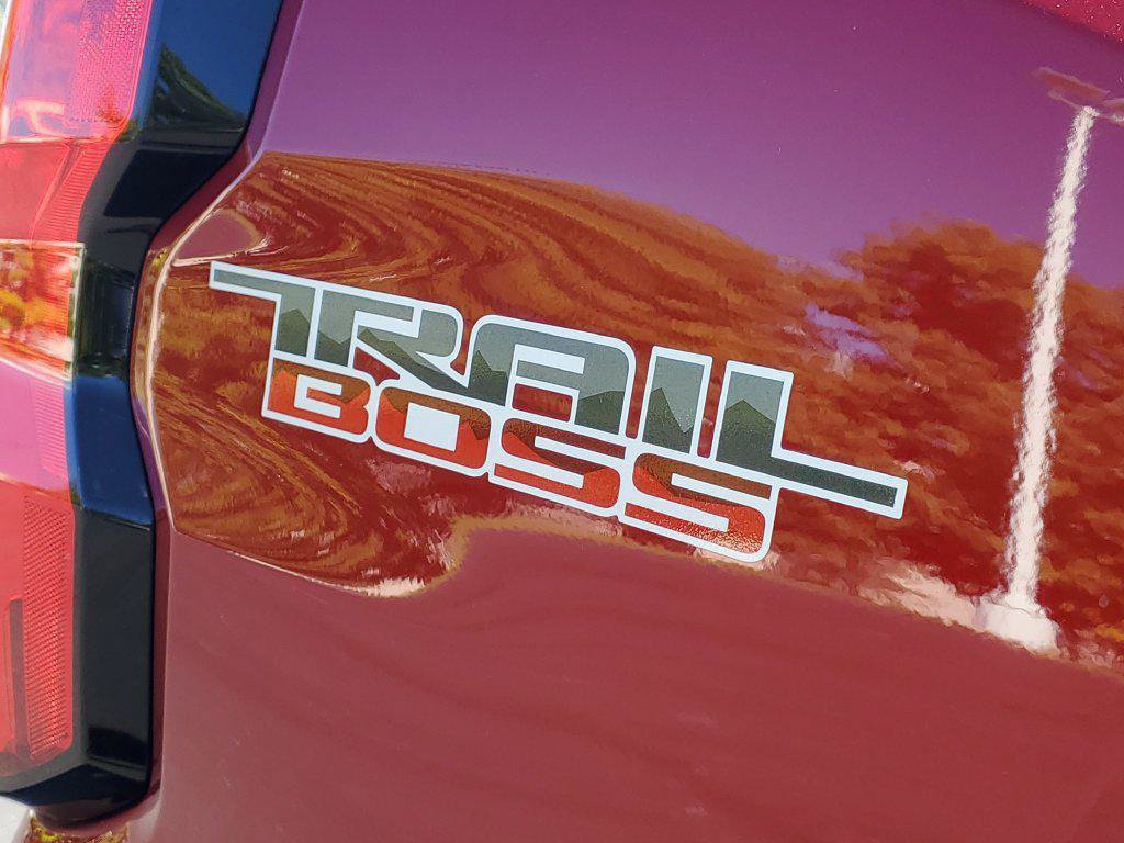 Certified 2024 Chevrolet Colorado Trail Boss w/ Advanced Trailering Package AWD/4WD image 29