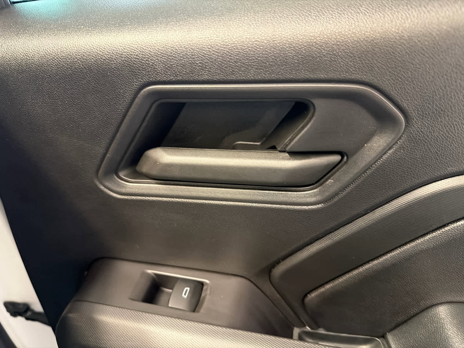 Used 2024 Chevrolet Colorado W/T image 32