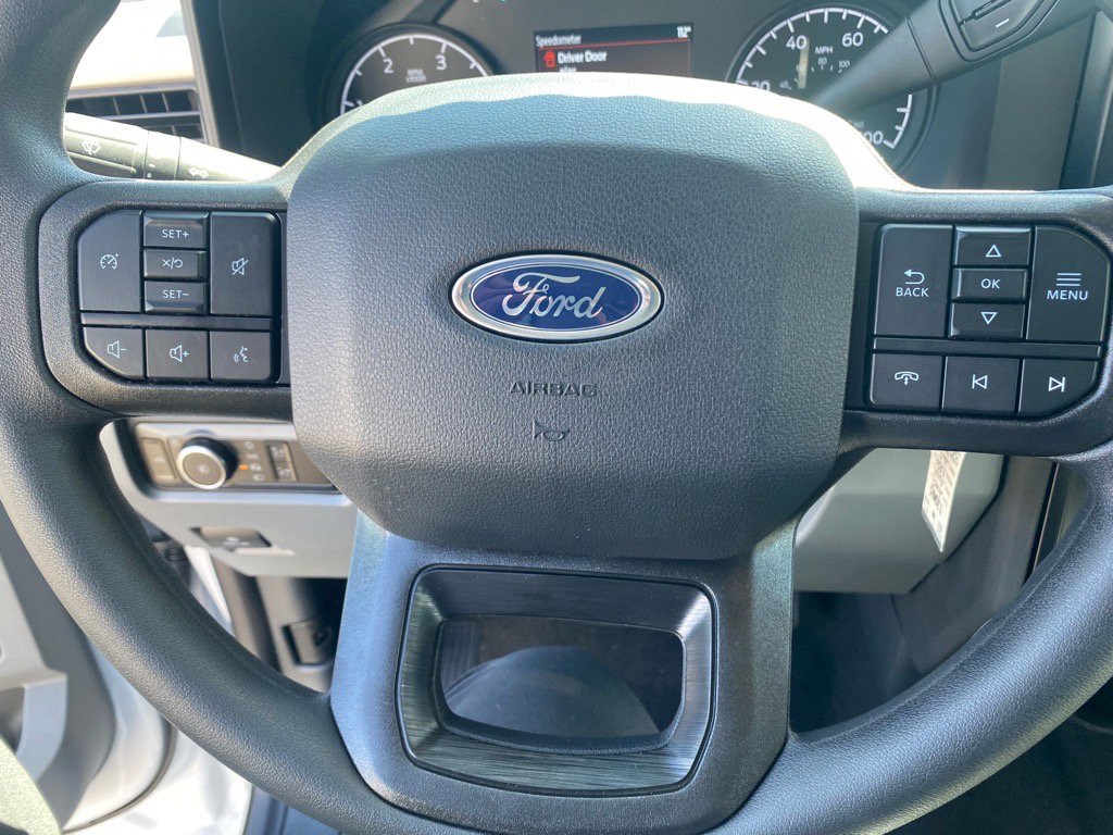 New 2025 Ford F350 XLT w/ FX4 Off-Road Package image 23