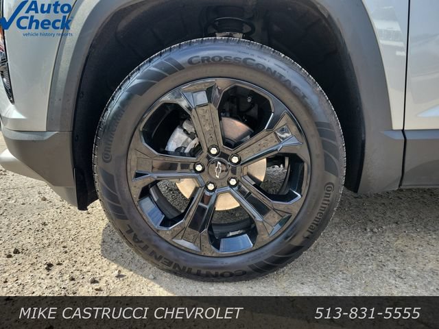 Used 2025 Chevrolet Equinox LT w/ Midnight Edition AWD/4WD image 9