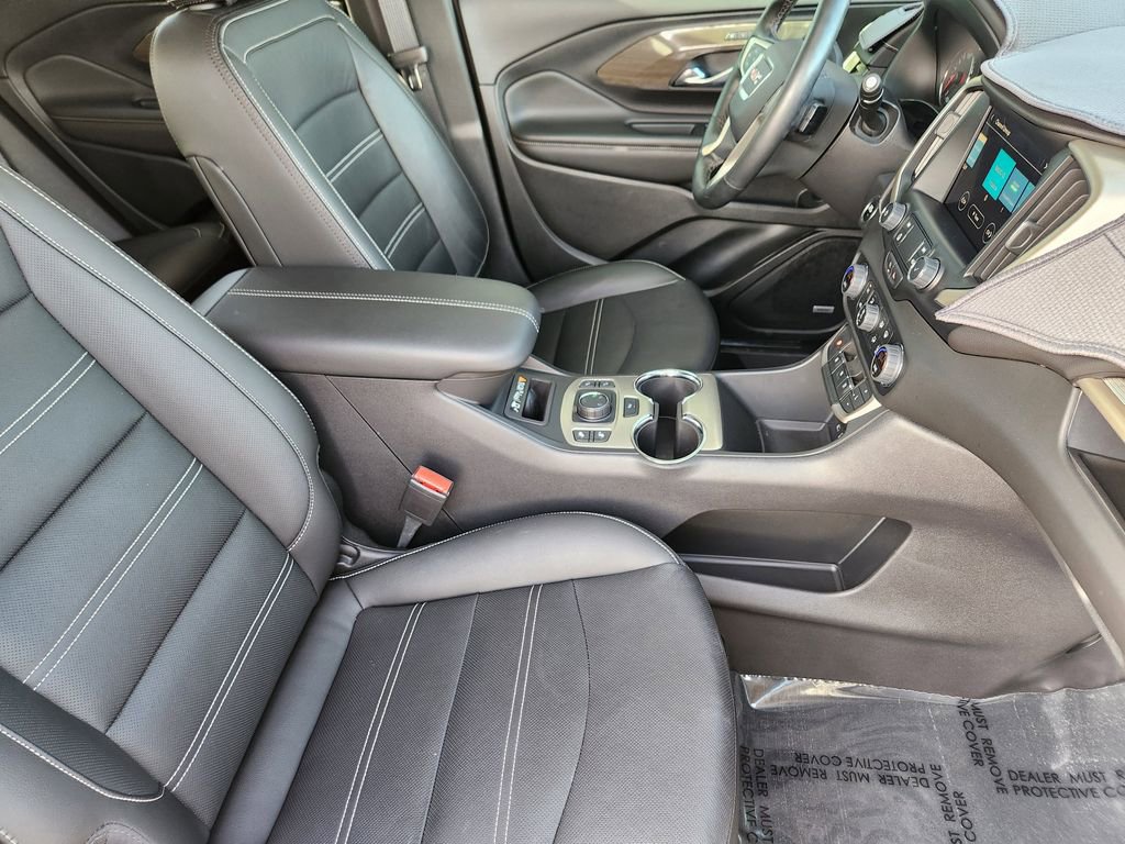 Used 2023 GMC Terrain Denali image 4