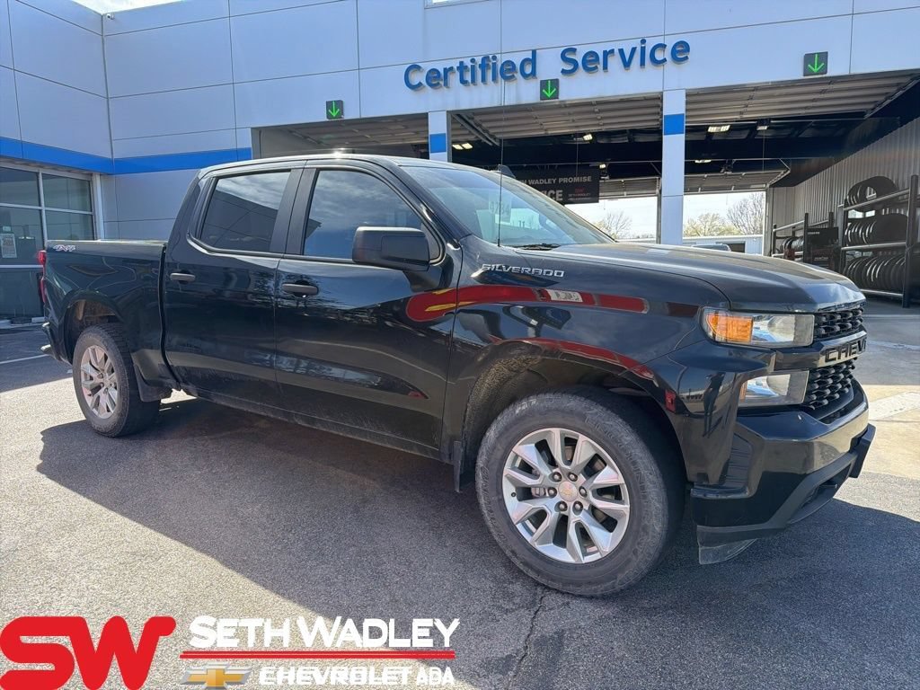 Used 2022 Chevrolet Silverado 1500 Custom AWD/4WD image 1