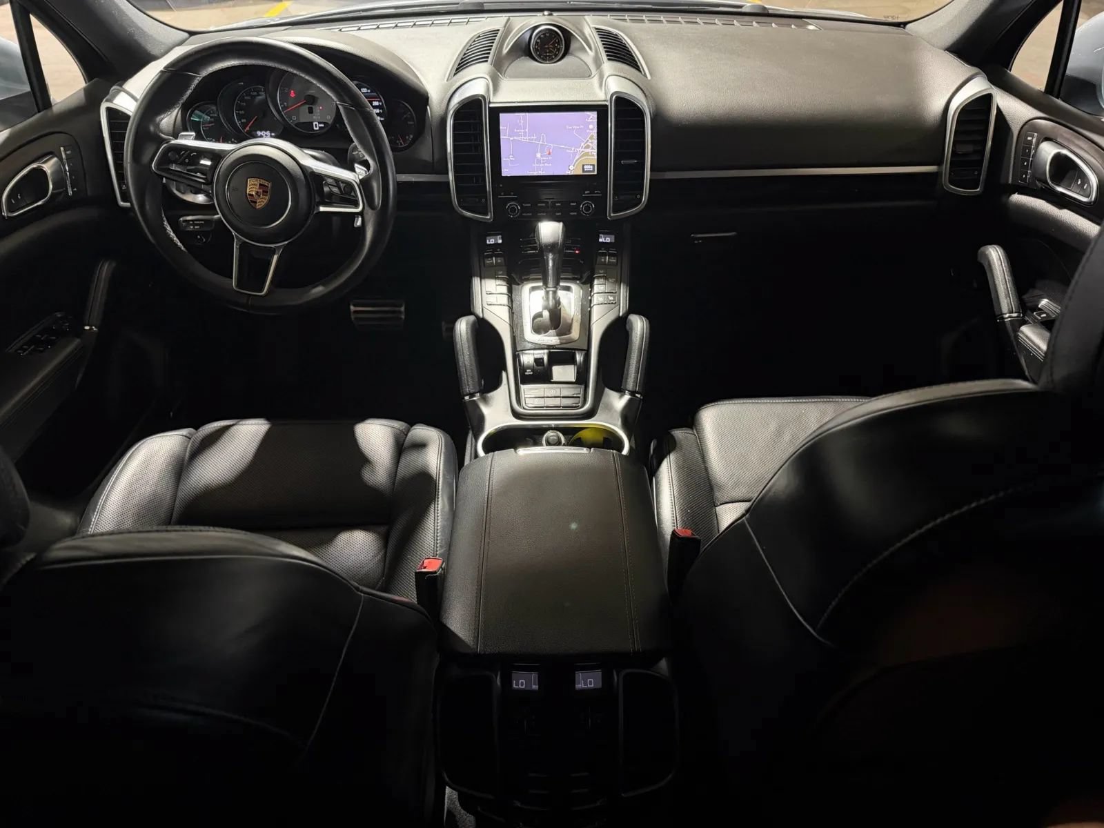 Used 2018 Porsche Cayenne S AWD/4WD image 8