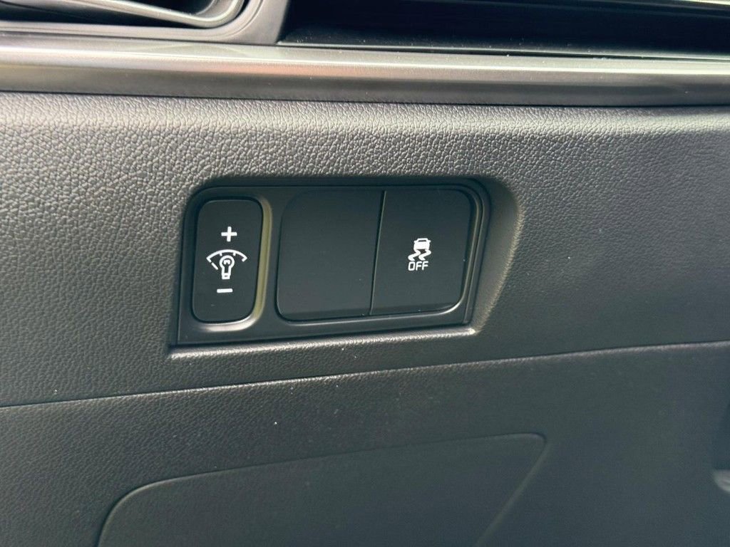 New 2026 Kia Sorento S image 18