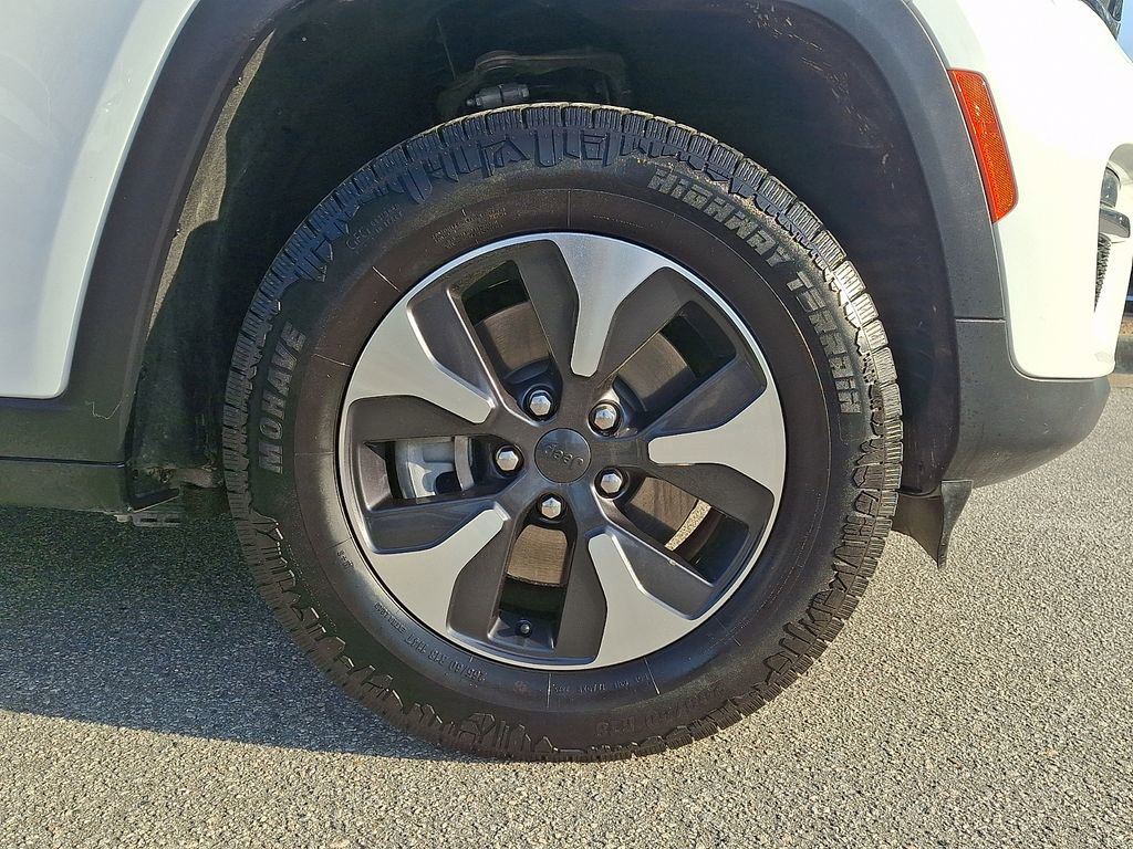 Used 2024 Jeep Grand Cherokee Limited 4xe image 8