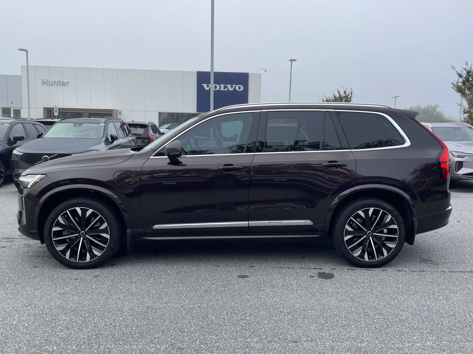 Used 2025 Volvo XC90 T8 Plus w/ Protection Package Premier AWD/4WD image 25