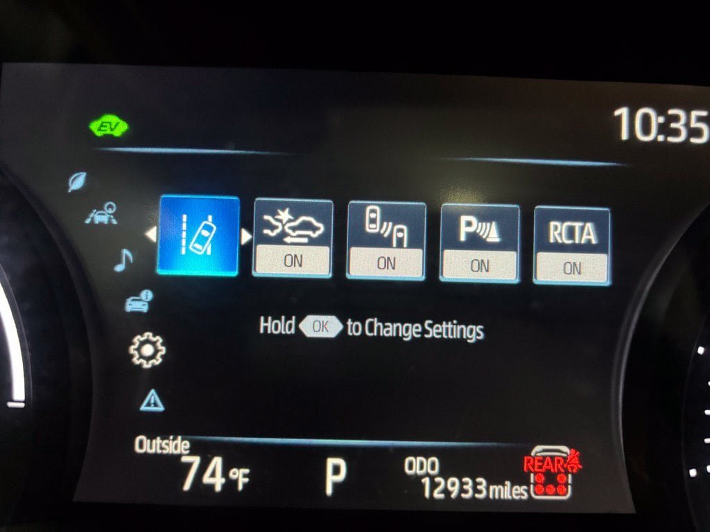 Used 2025 Toyota Sienna XLE AWD/4WD image 24