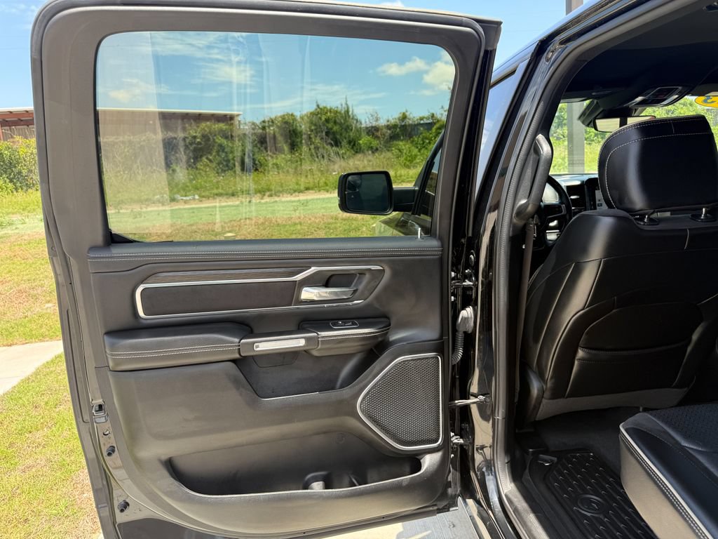 Used 2023 RAM 1500 Laramie AWD/4WD image 37
