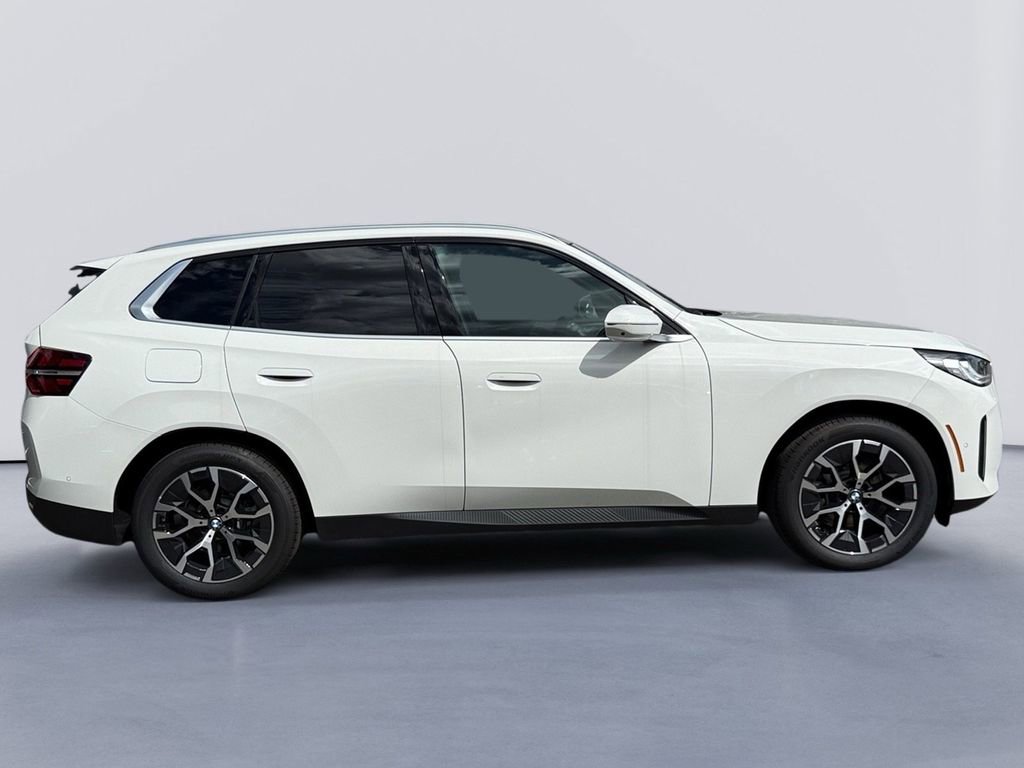 New 2025 BMW X3 xDrive30i w/ Premium Package image 2
