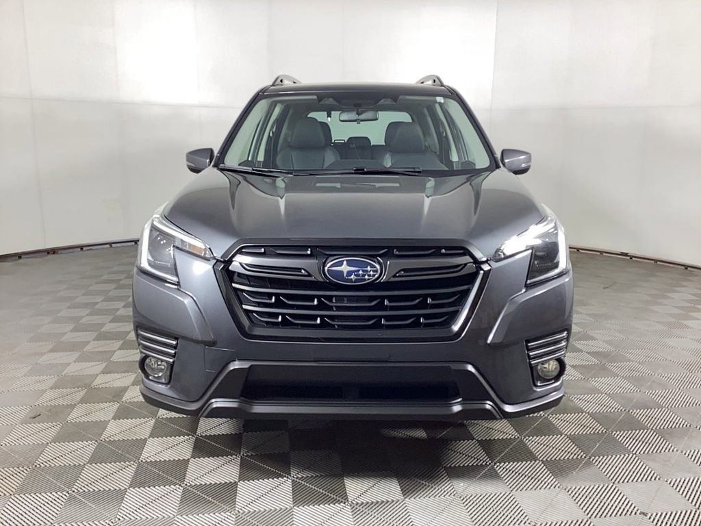 Used 2022 Subaru Forester Limited image 7