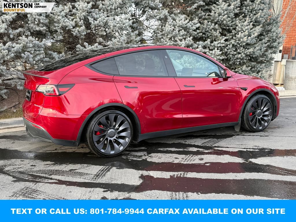 Used 2024 Tesla Model Y Performance image 10