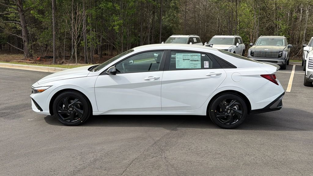 New 2026 Hyundai Elantra Sport image 8