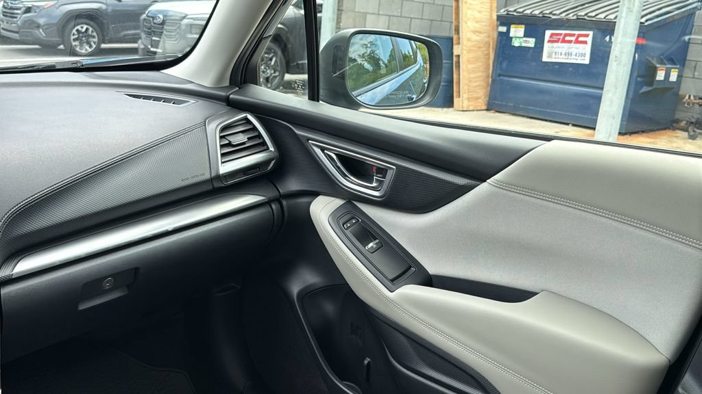 Used 2019 Subaru Forester Premium AWD/4WD image 27