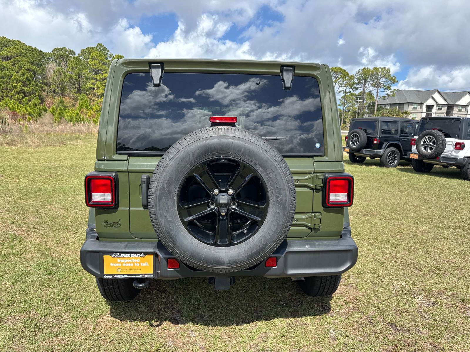 Certified 2021 Jeep Wrangler Unlimited Sahara AWD/4WD image 4